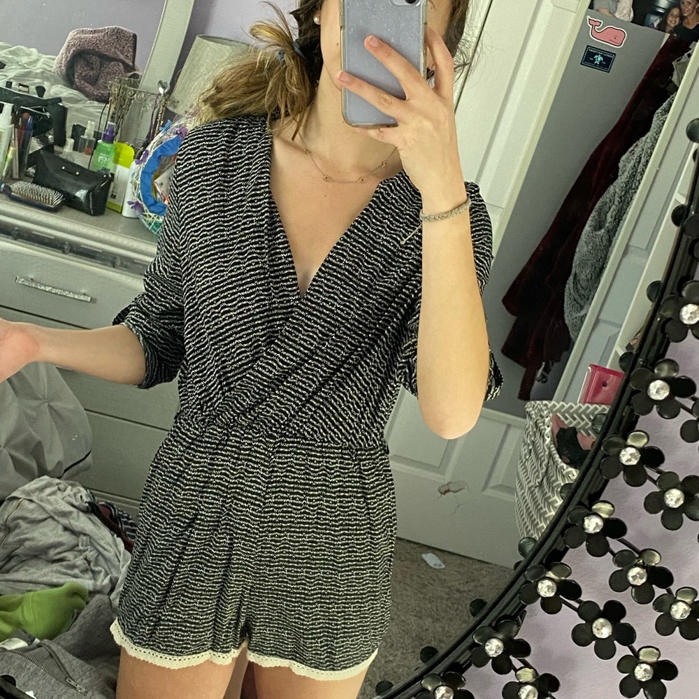 Romper - Picture 3 of 4